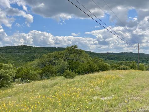 Lot 438 County Road 2763 Mico TX 78056