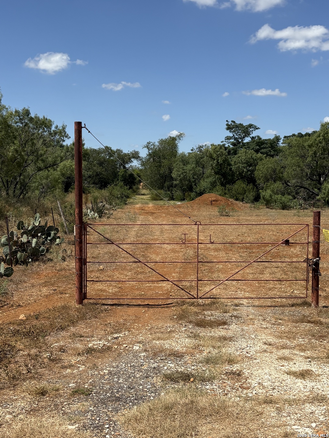 314 County Road Bigfoot TX 78005