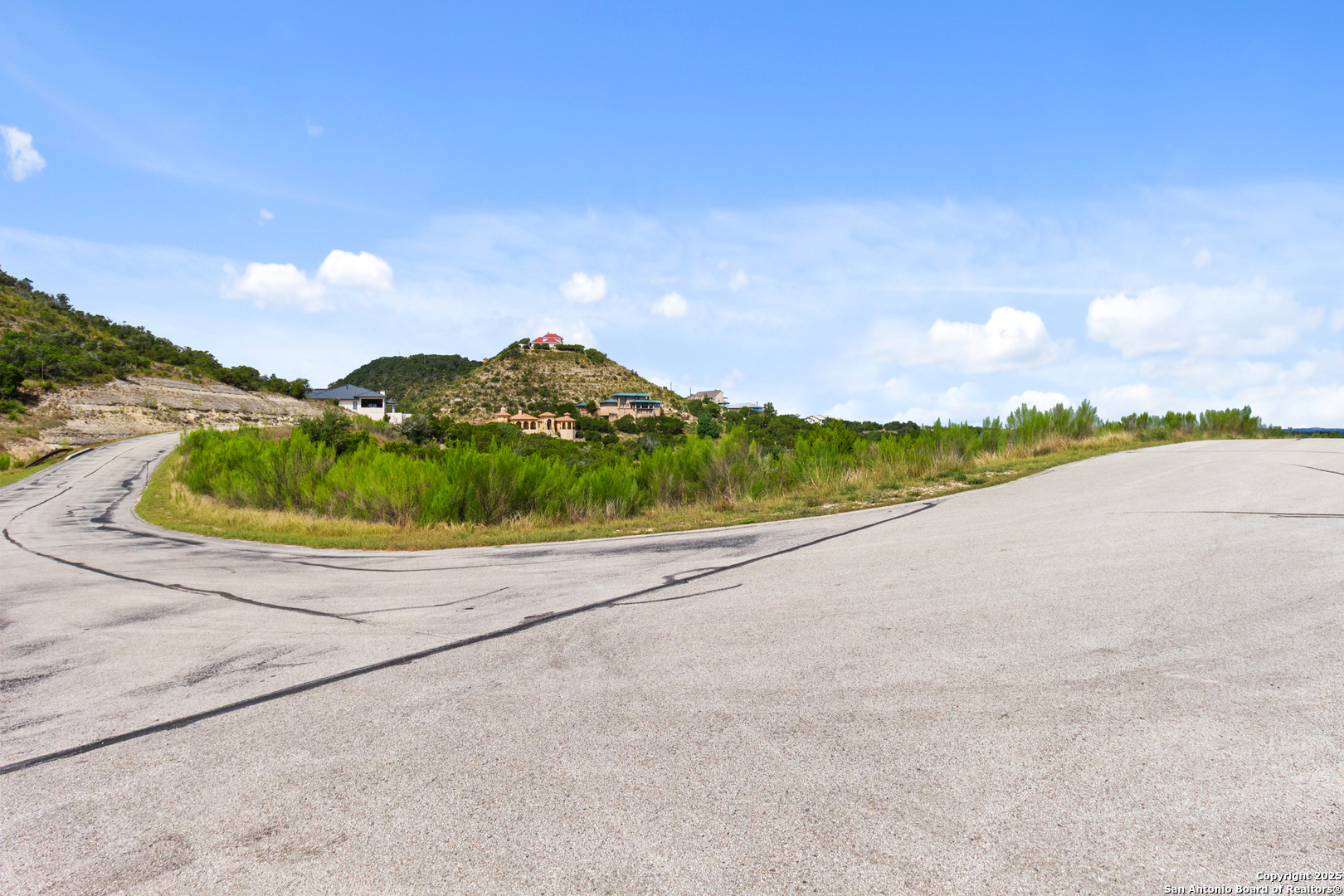 2440 Triple Peak Canyon Lake TX 78133