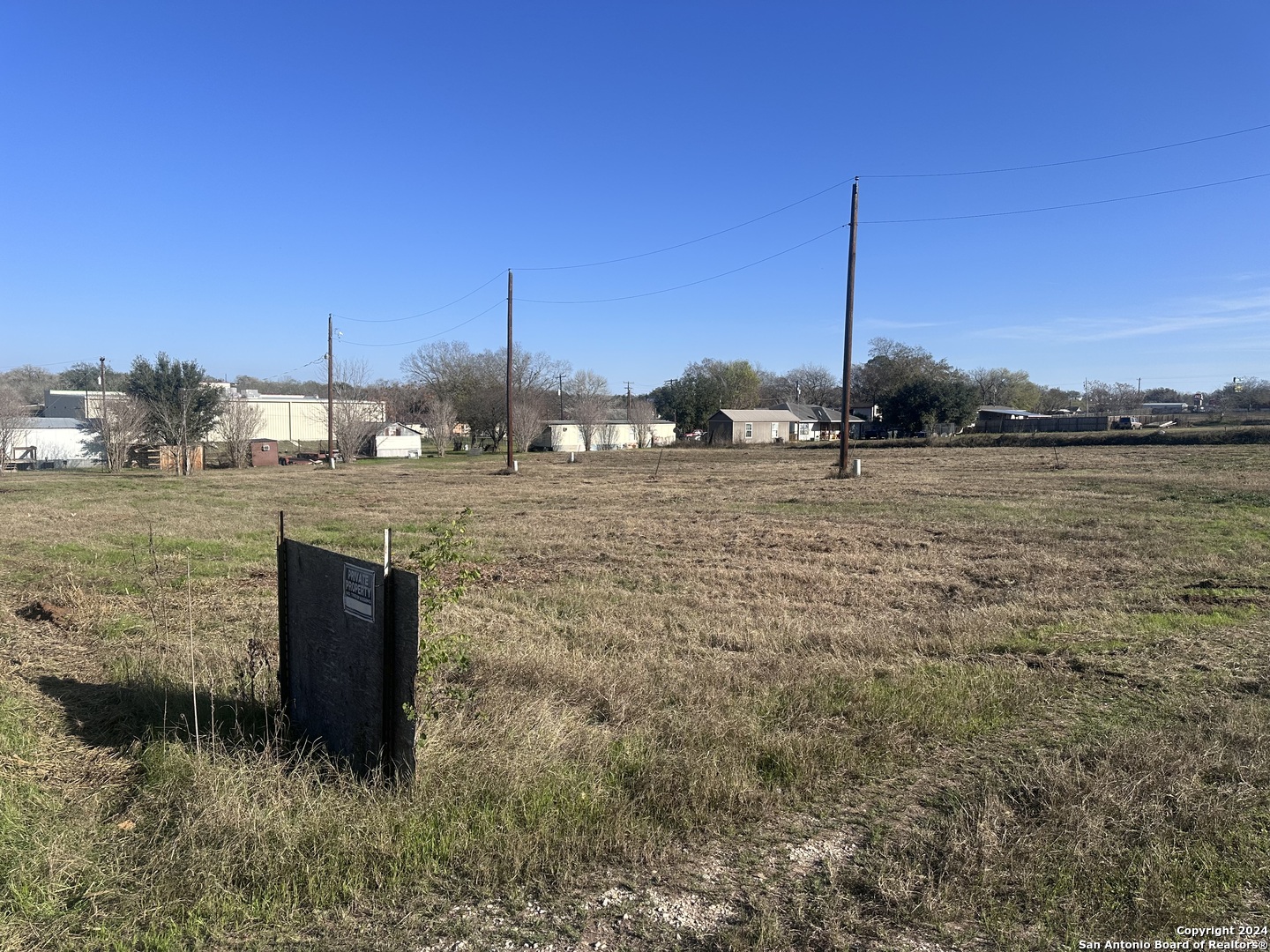 610 S 8th Street Stockdale TX 78160