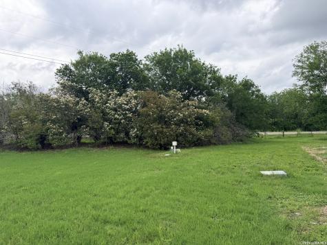 946 Country Lane Marion TX 78124