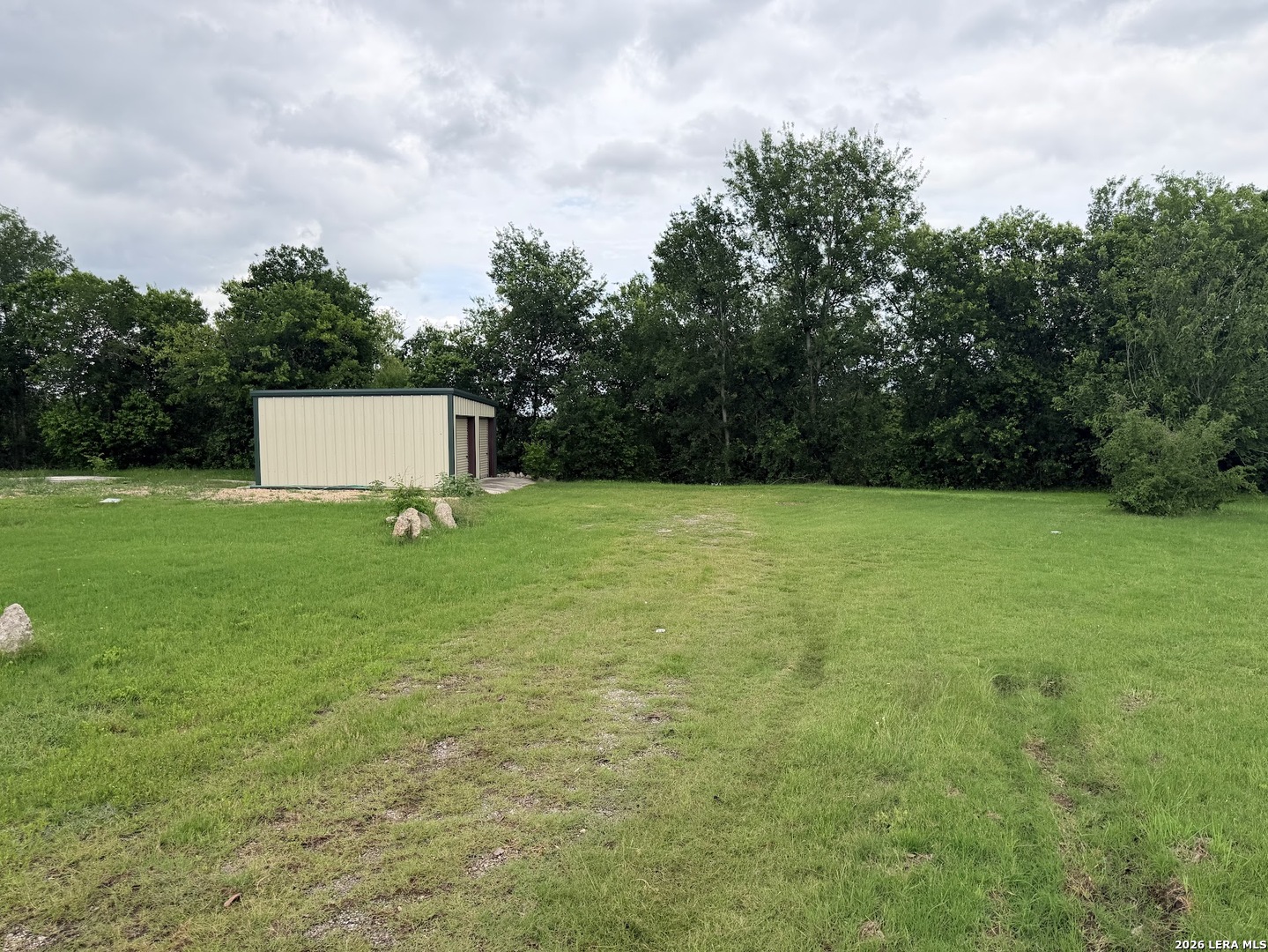 946 Country Lane Marion TX 78124