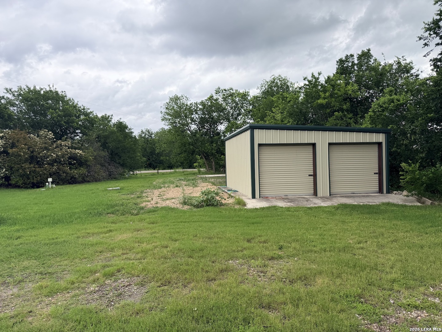 946 Country Lane Marion TX 78124