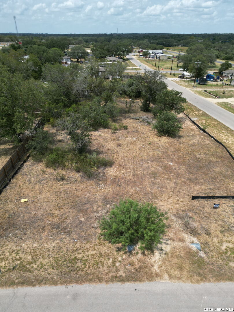 100 Villa Ridge Poteet TX 78065