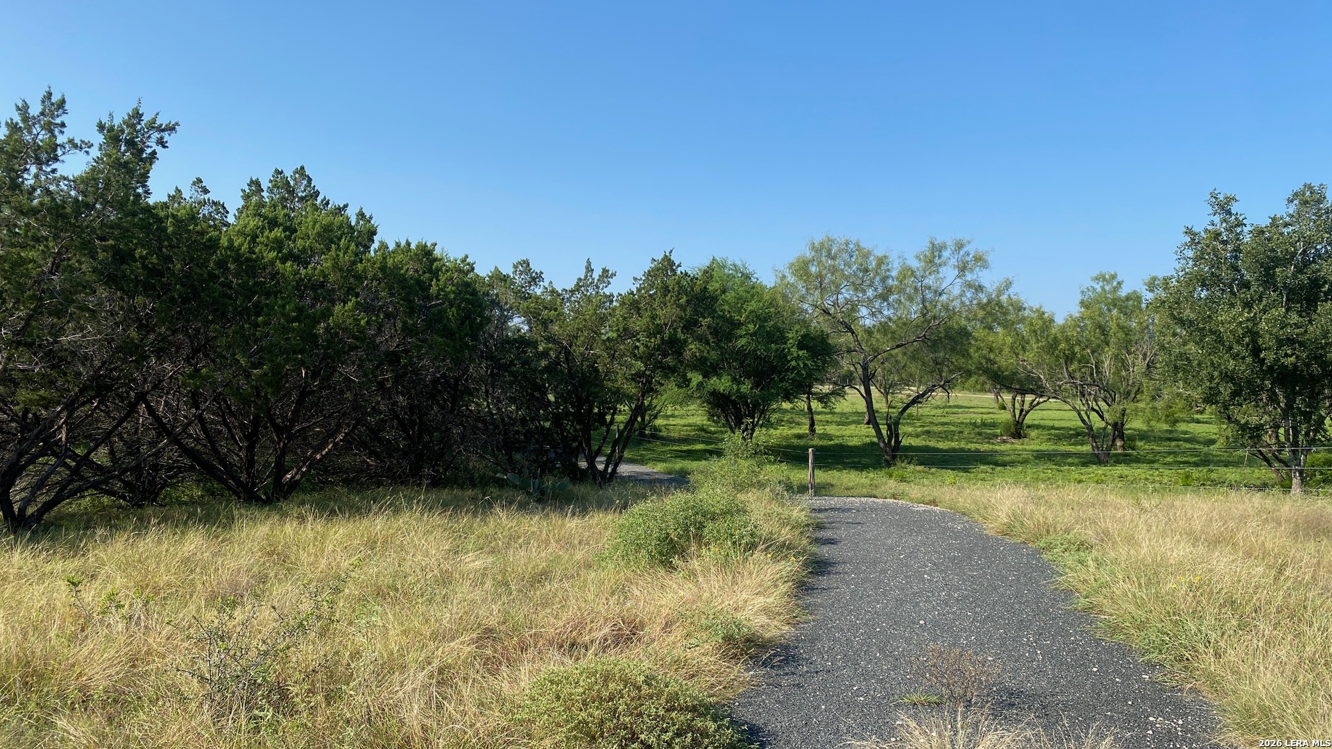 523 Kahn Road Rio Frio TX 78879