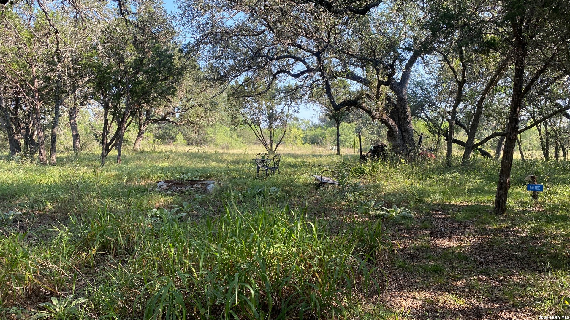 523 Kahn Road Rio Frio TX 78879