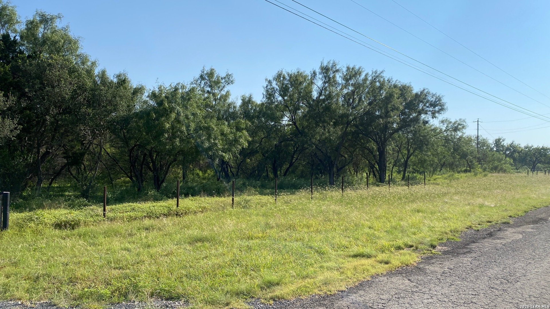 523 Kahn Road Rio Frio TX 78879