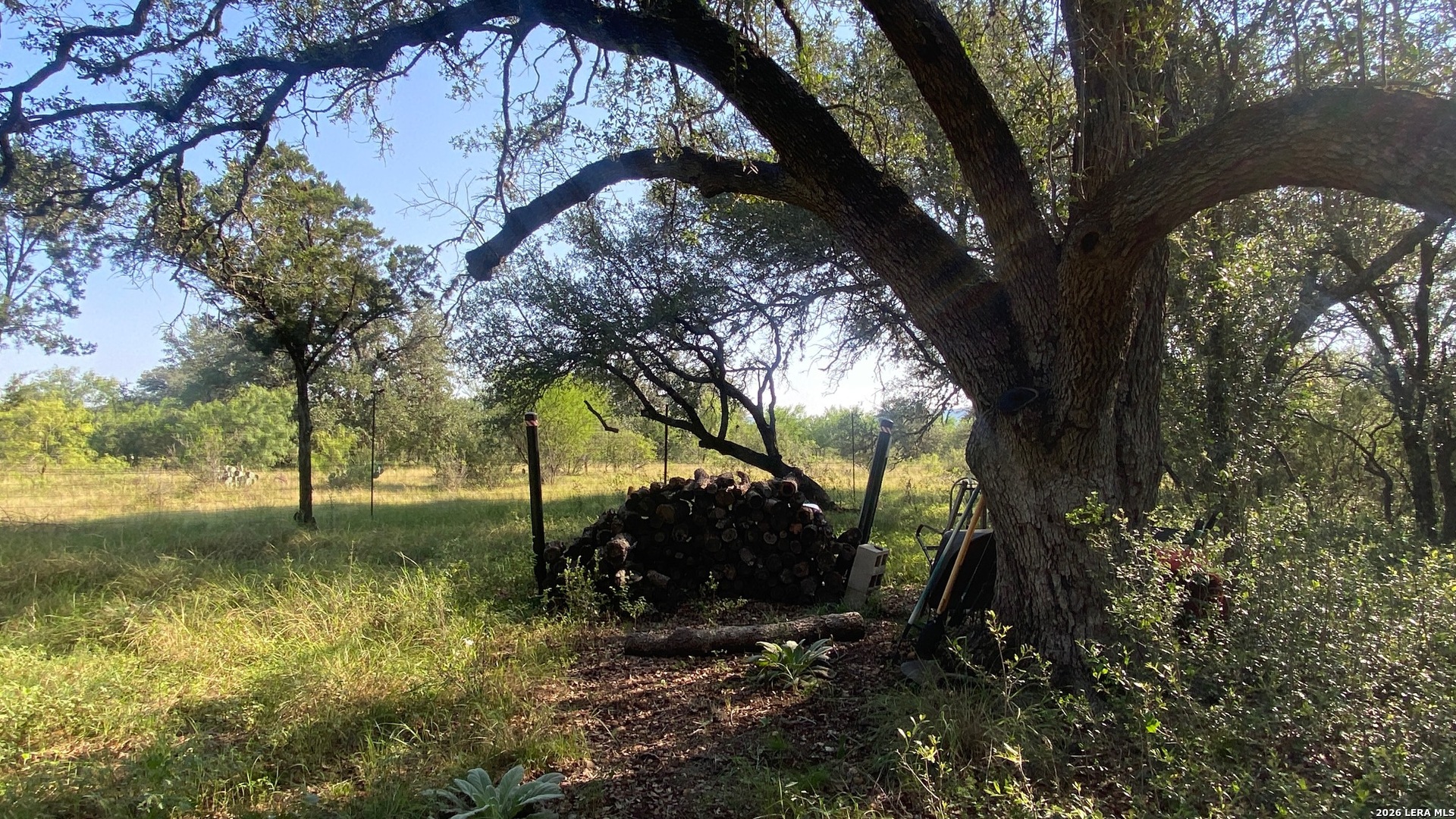 523 Kahn Road Rio Frio TX 78879