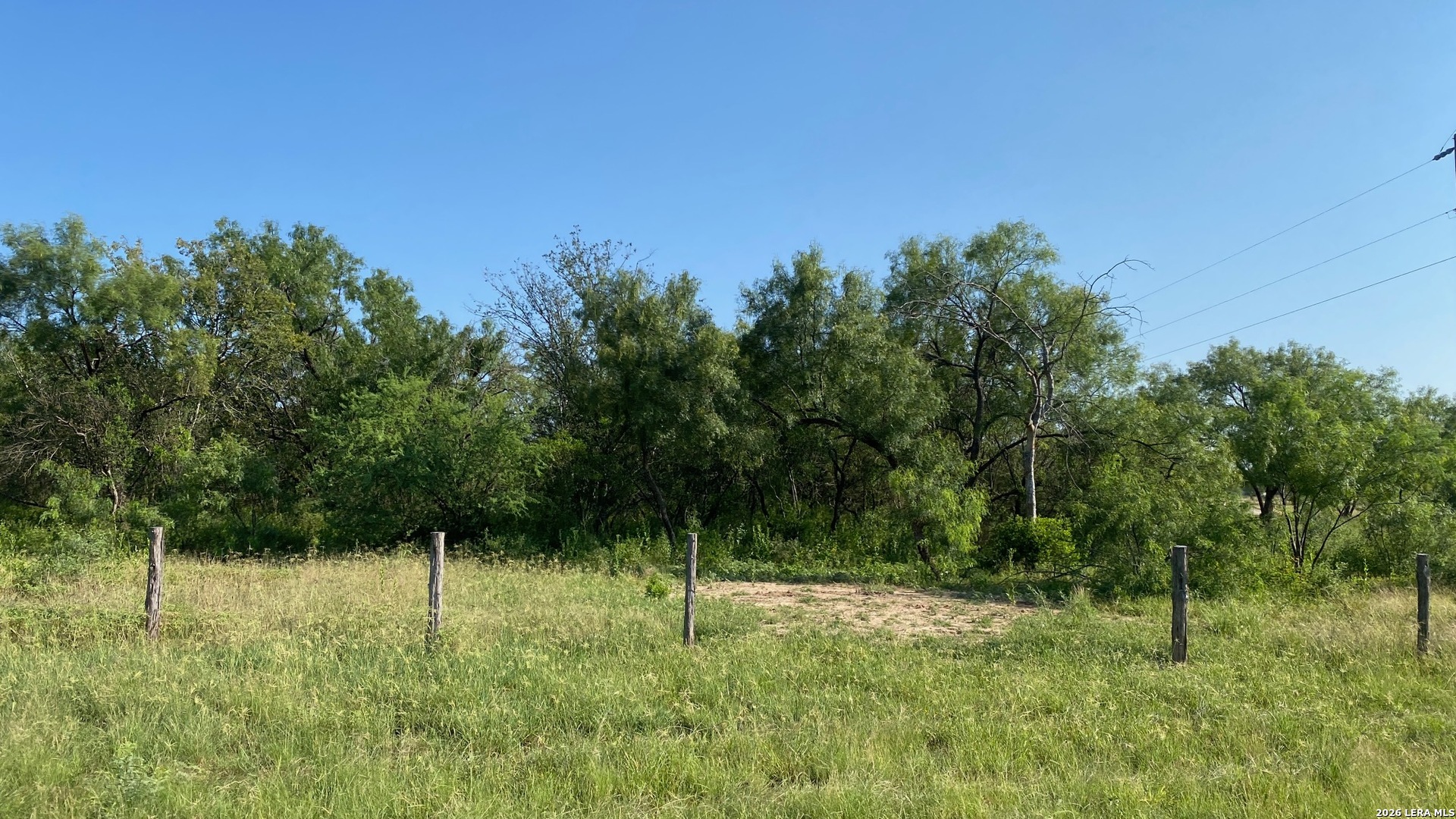 523 Kahn Road Rio Frio TX 78879