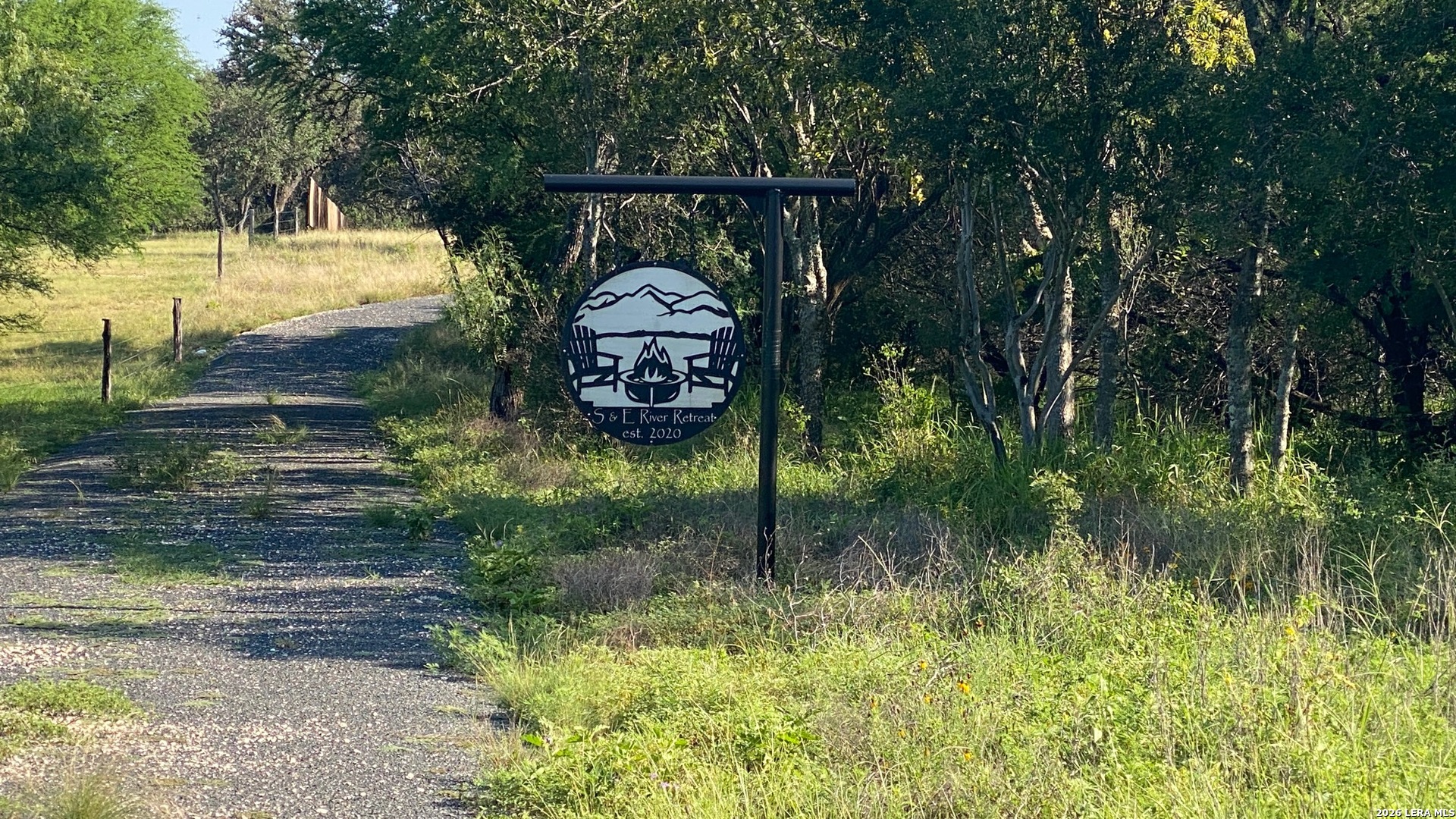 523 Kahn Road Rio Frio TX 78879