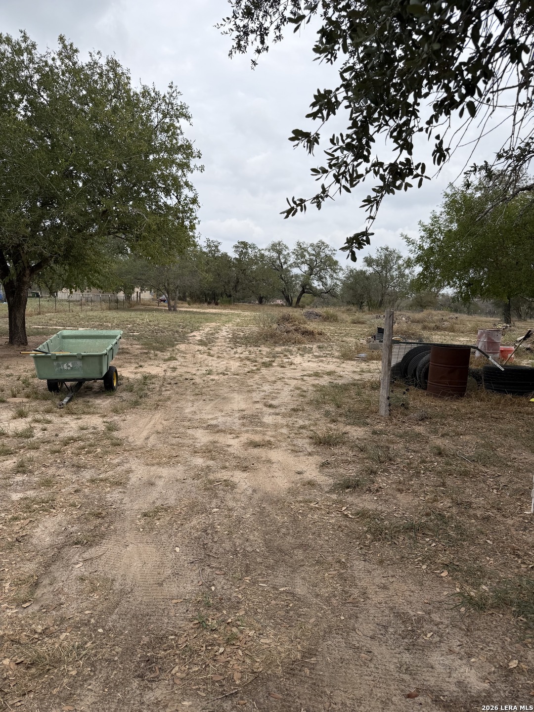 42 E King Phillips Avenue Poteet TX 78065