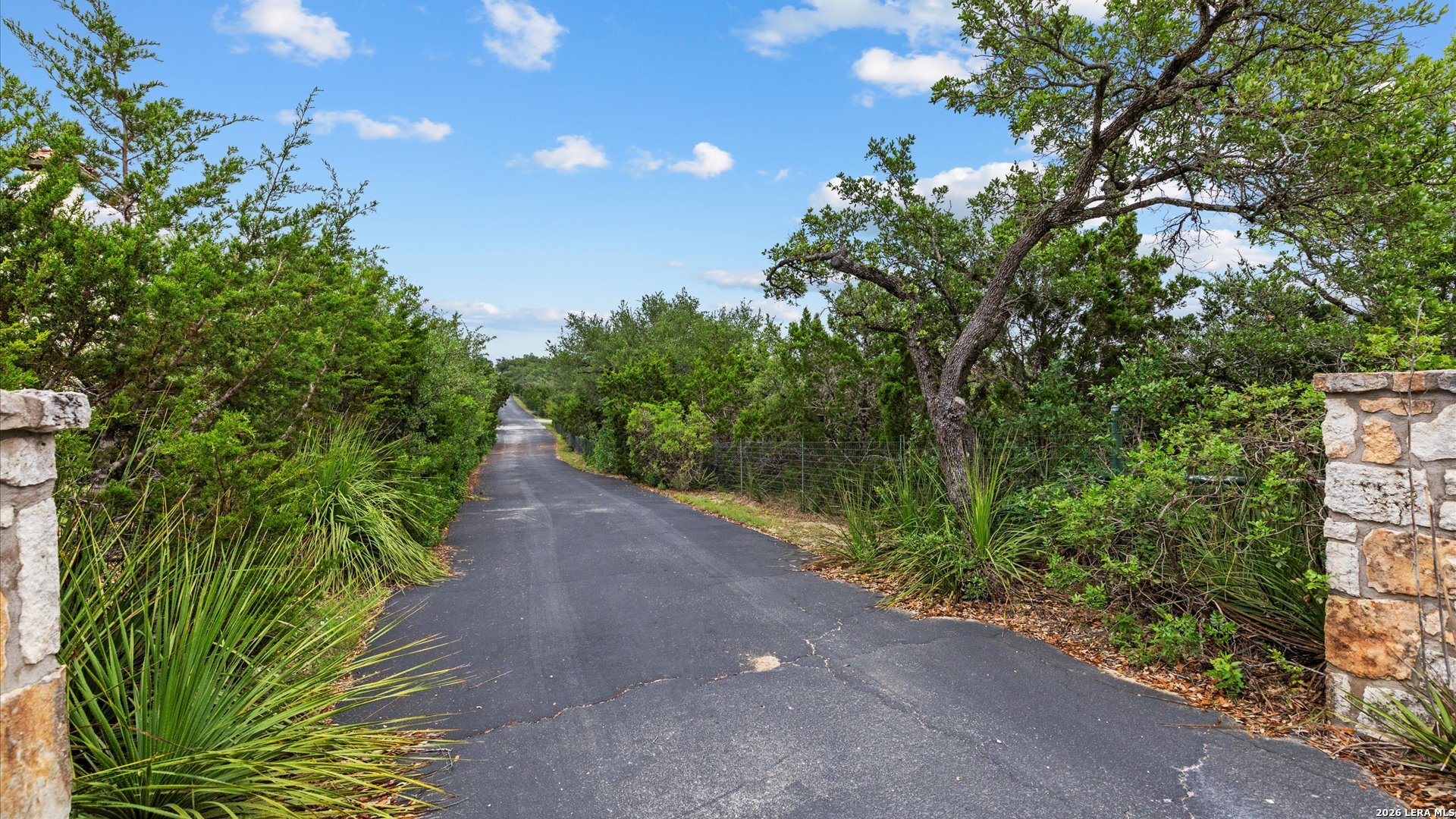 22073 Scenic Loop Road San Antonio TX 78255