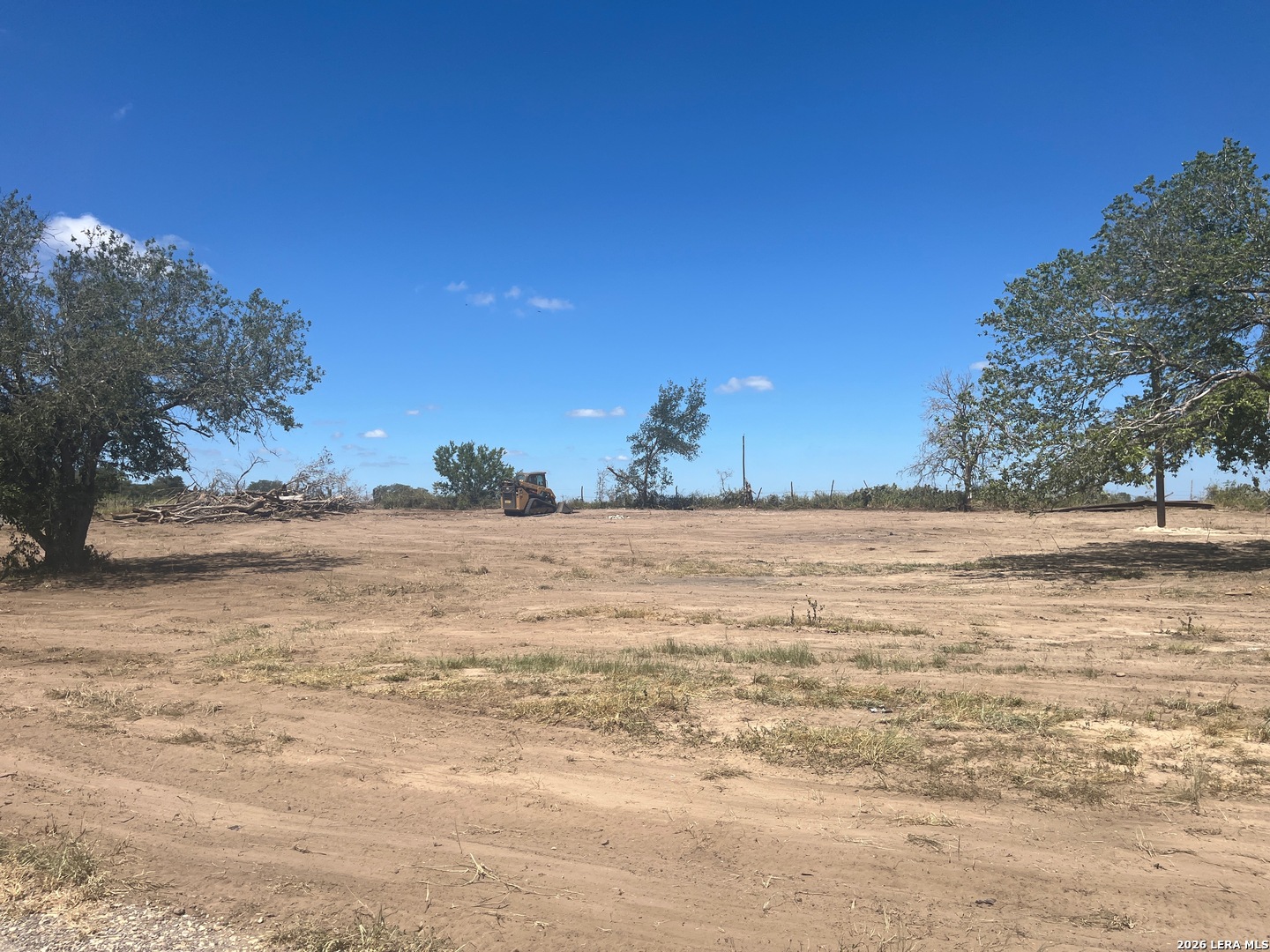 57 Twin Oaks Floresville TX 78114