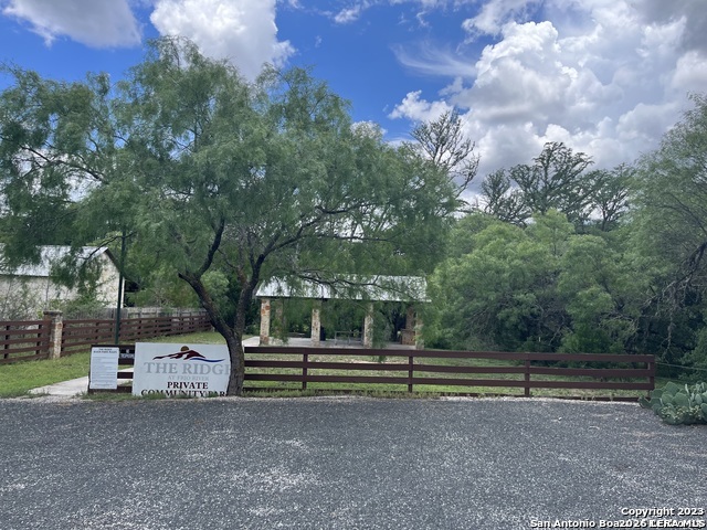 0000 Ridge Loop Leakey TX 78873