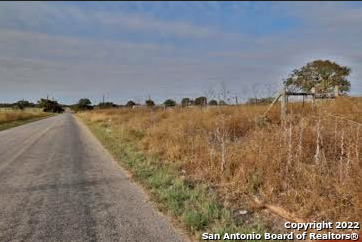 710 County Road 304 Floresville TX 78114