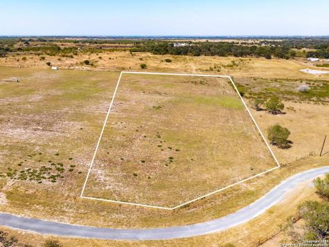 Lot 13 Seay World Seguin TX 78155