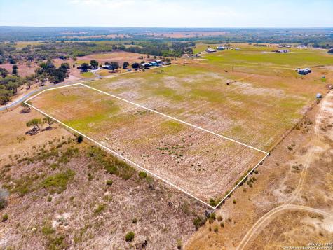 Lot 13 Seay World Seguin TX 78155