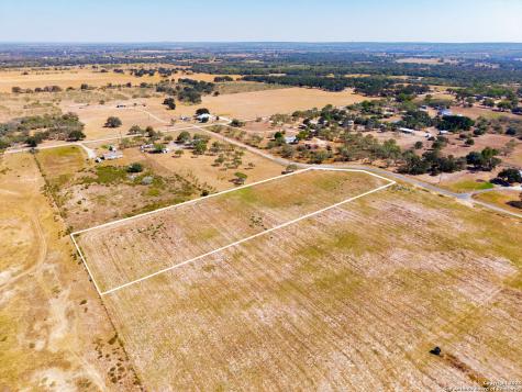 Lot 13 Seay World Seguin TX 78155