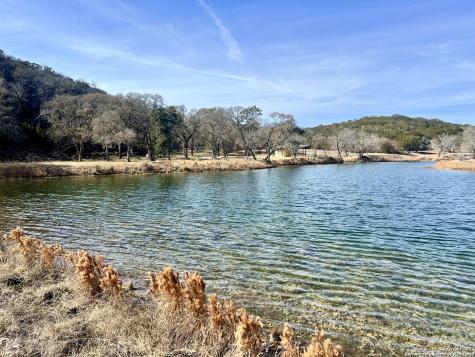 Lot 8 Cattlemans Crossing Kerrville TX 78028