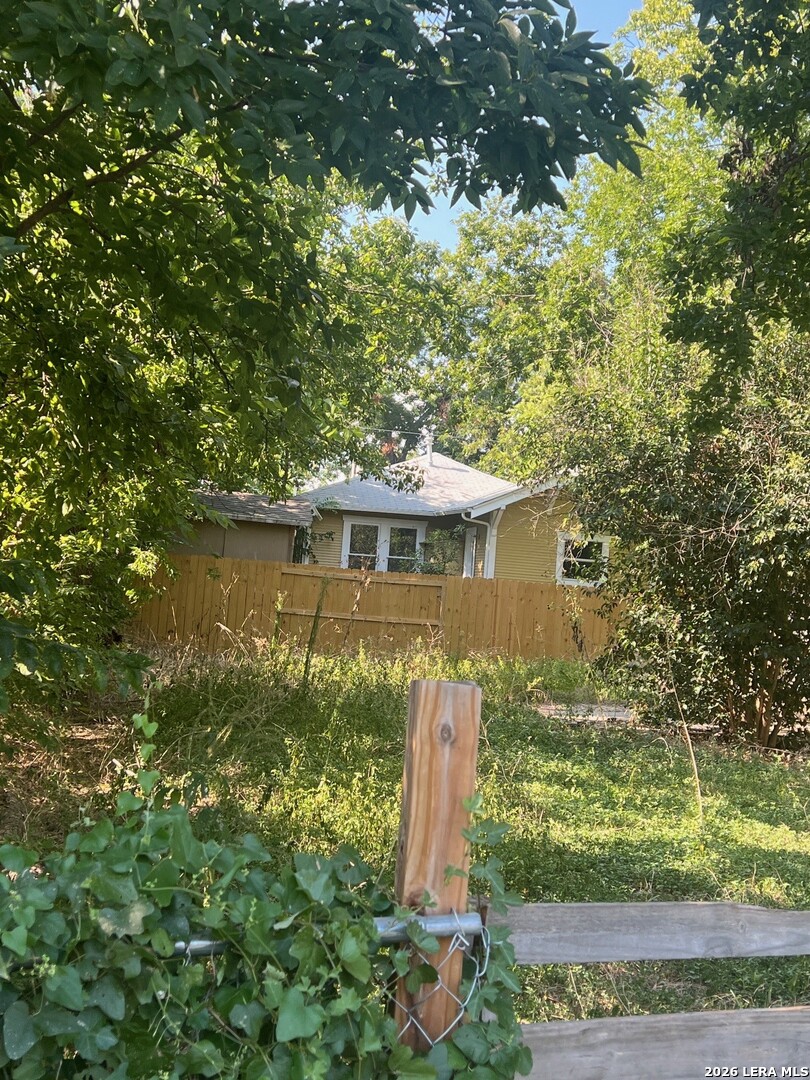 132 Orphan Street San Antonio TX 78202