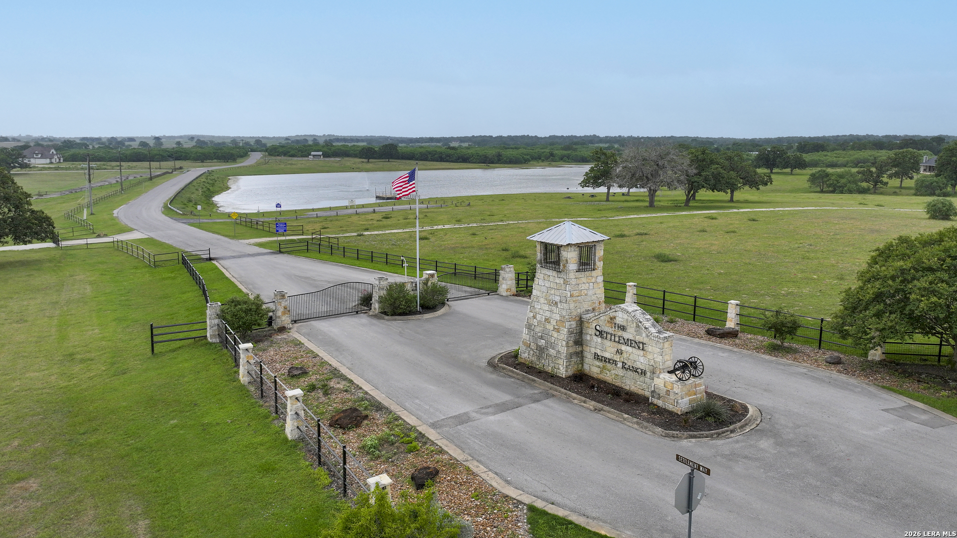 10 Patriot Circle Luling TX 78648