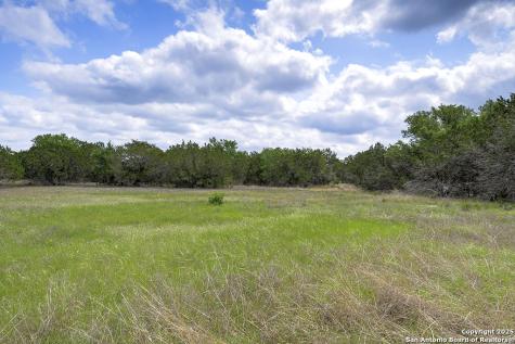 176 Vaquero Boerne TX 78006