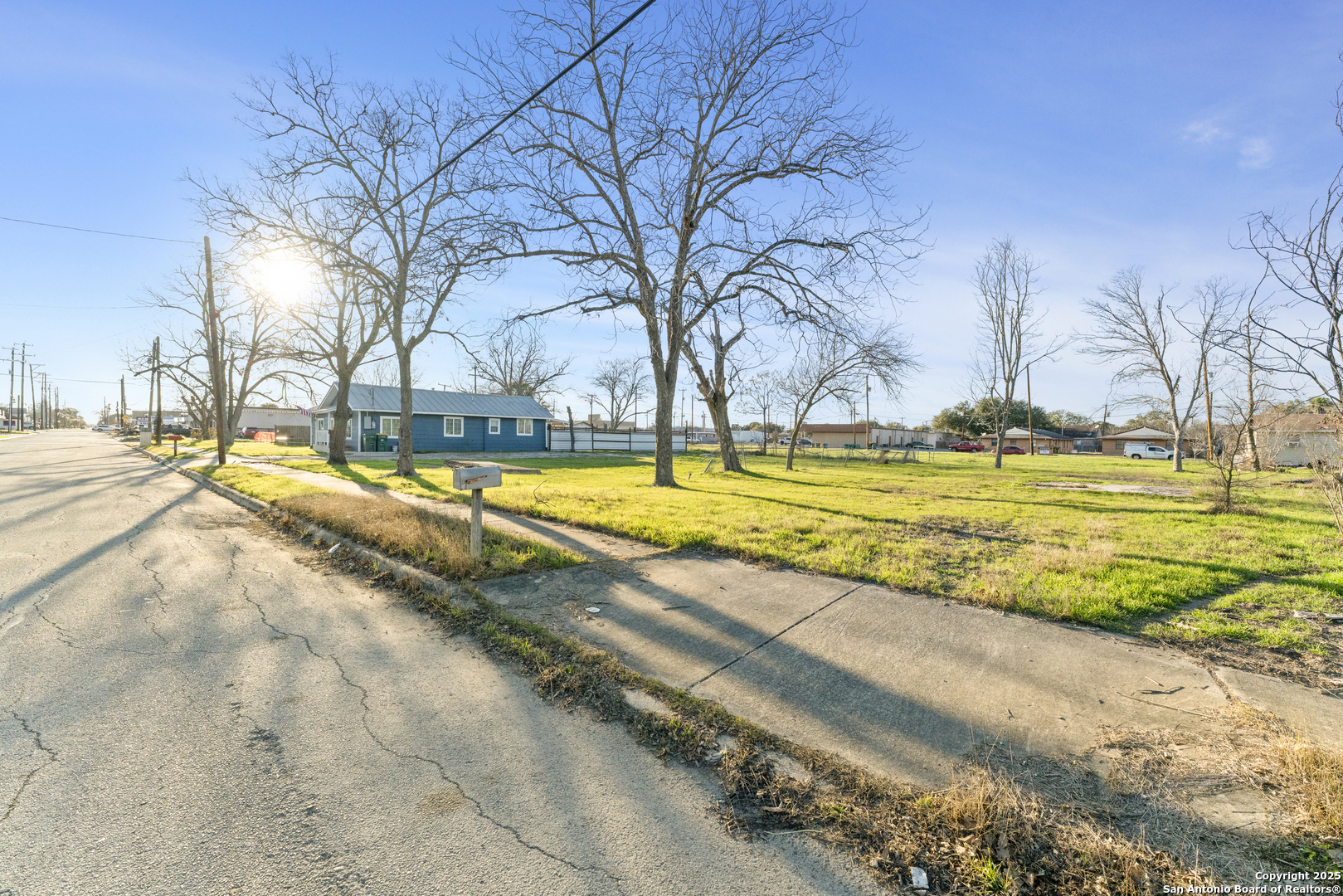 217 E Lindbergh Boulevard Universal City TX 78148