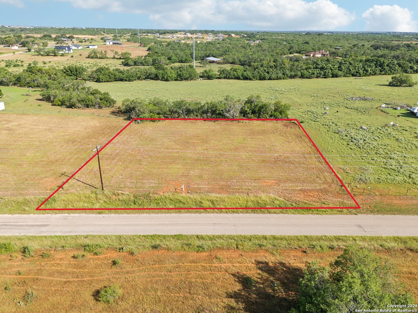 593 County Road 405 Floresville TX 78114