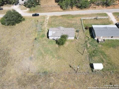 480 Brooks Lane Poteet TX 78065
