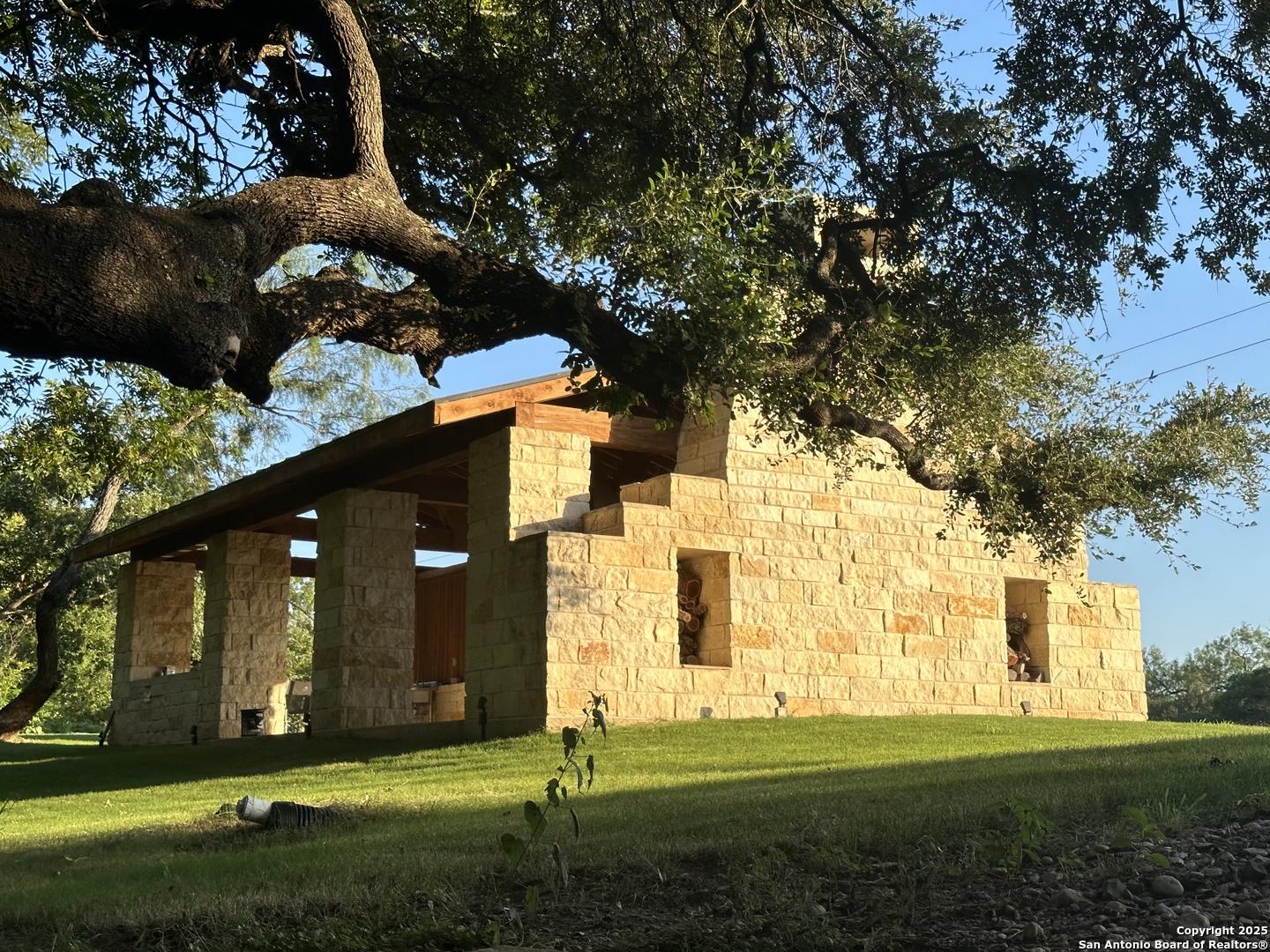 22819 State Highway 55 Uvalde TX 78801
