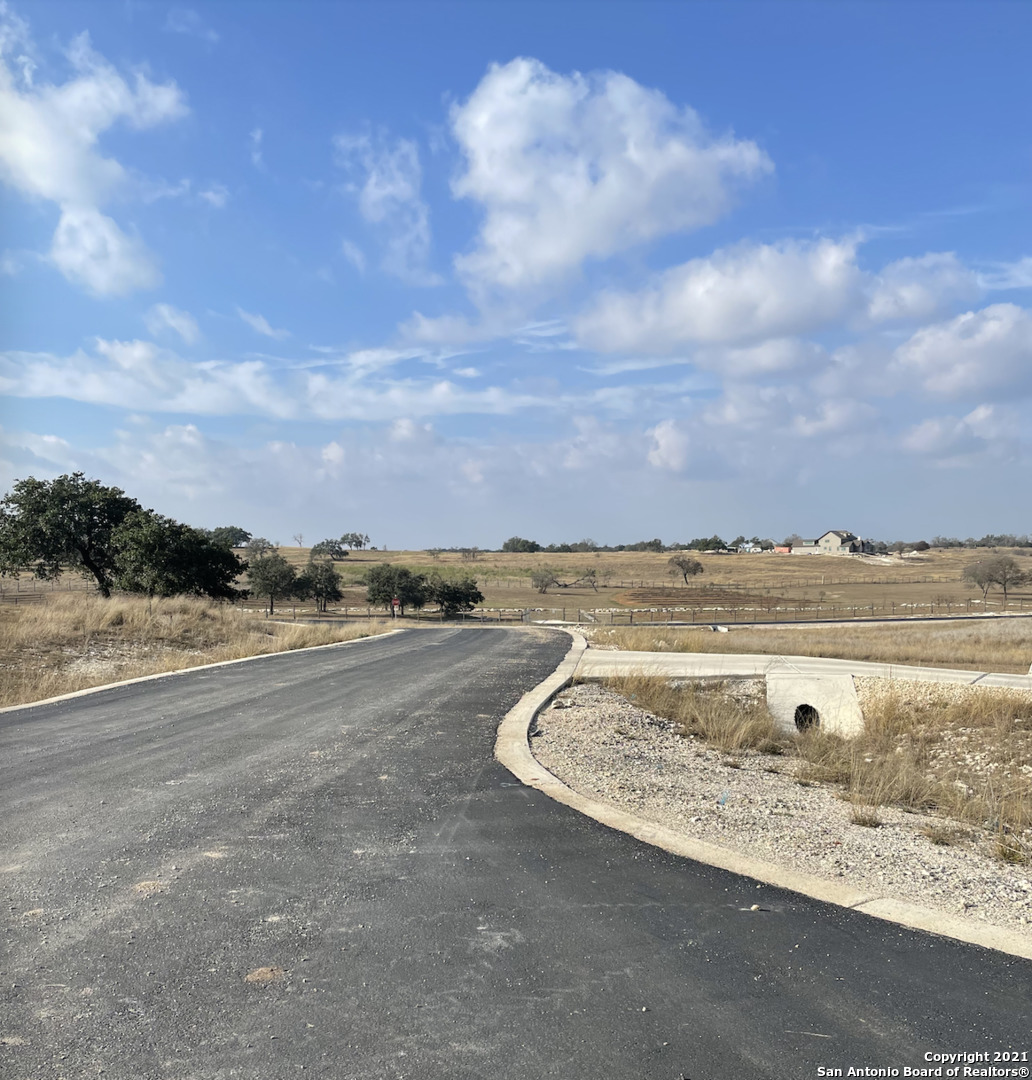 118 Phlox Trail Fredericksburg TX 78624
