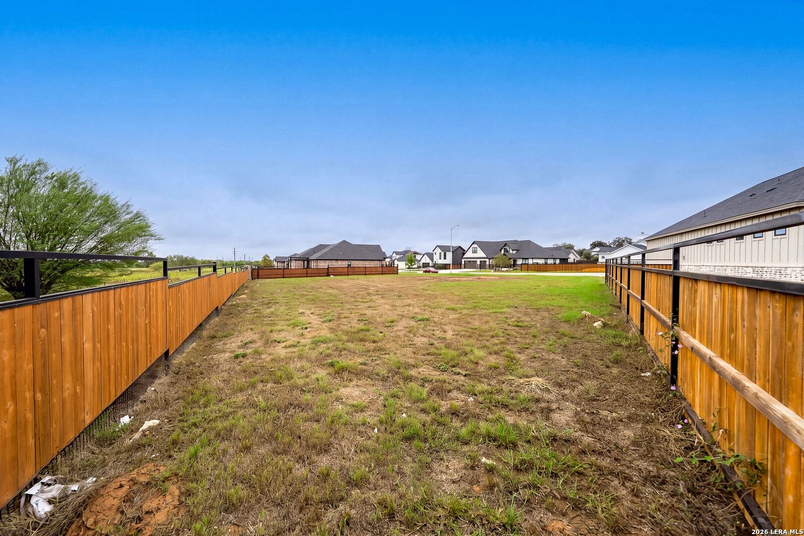 144 W Magnolia Circle La Vernia TX 78121