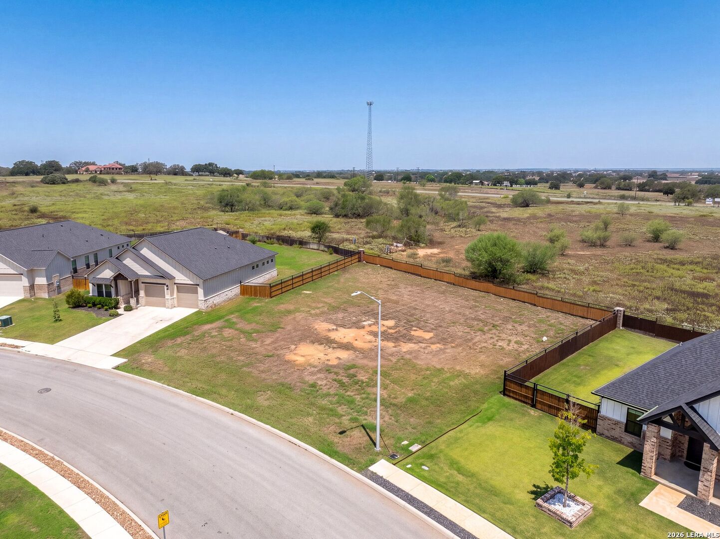 144 W Magnolia Circle La Vernia TX 78121