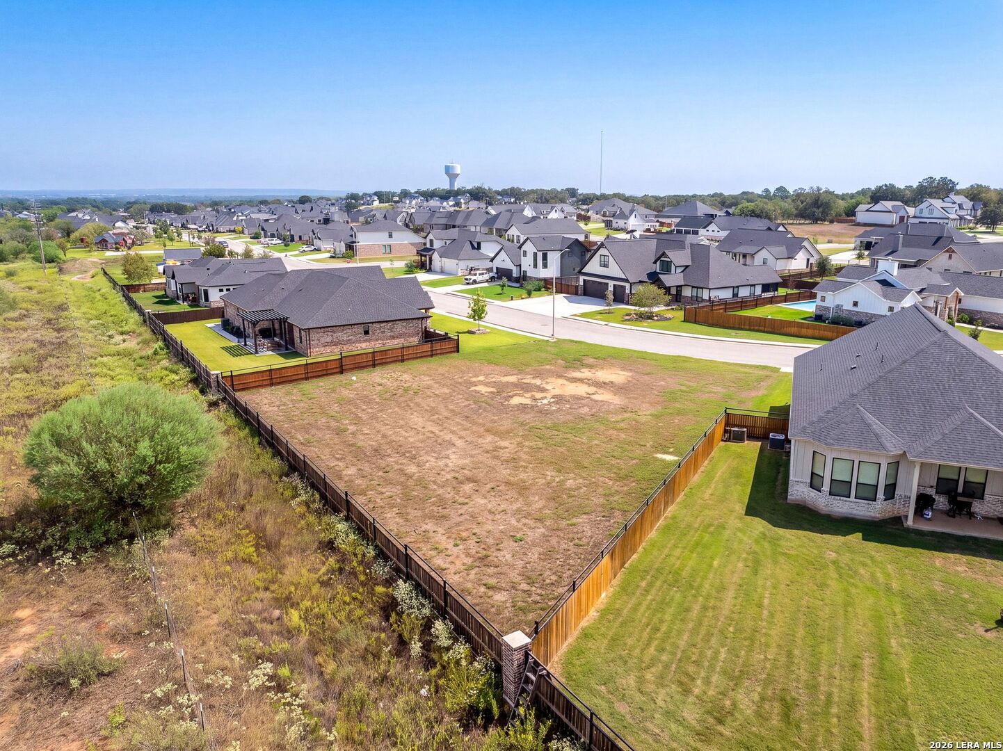 144 W Magnolia Circle La Vernia TX 78121