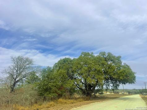 550 Schuettig Road Poteet TX 78065