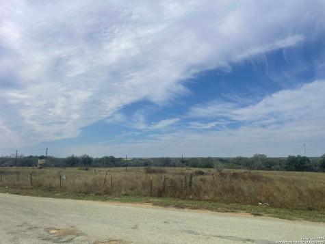 550 Schuettig Road Poteet TX 78065