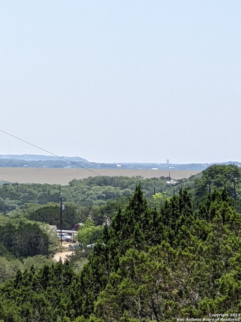 690 Regina Drive Canyon Lake TX 78133