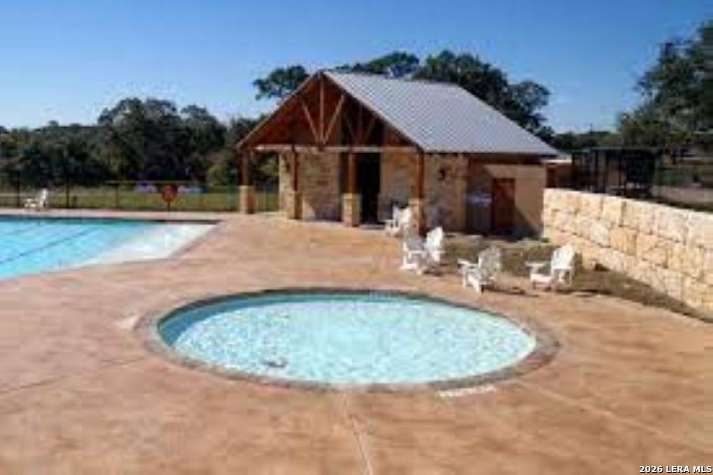 107 Ira Long Blanco TX 78606