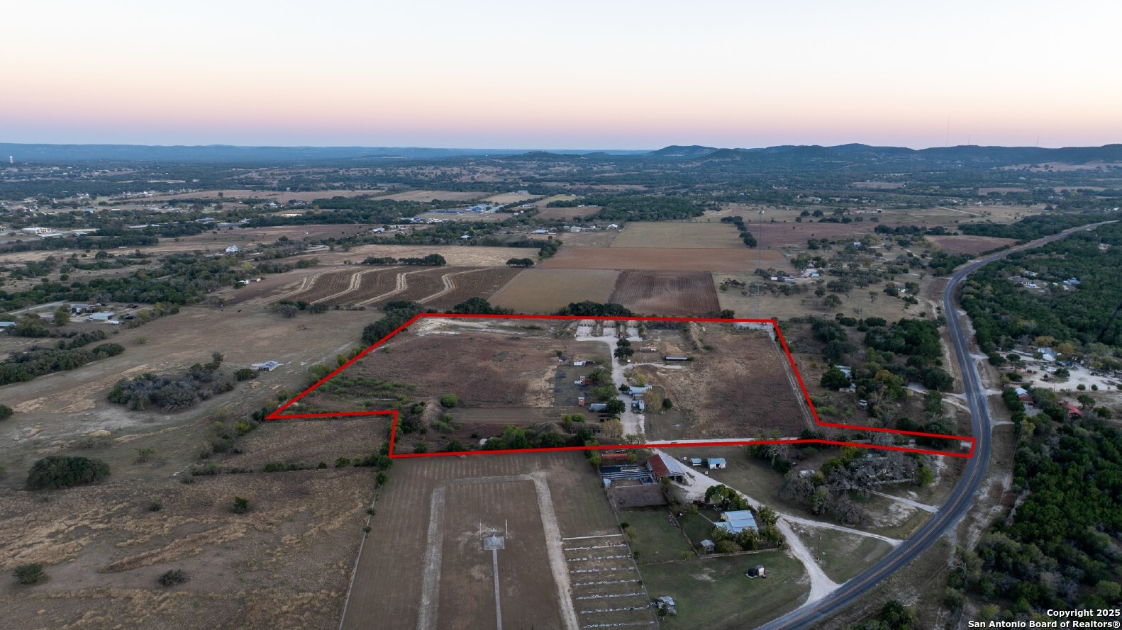 21.4 +/- Ac Fm 1077 Bandera TX 78003