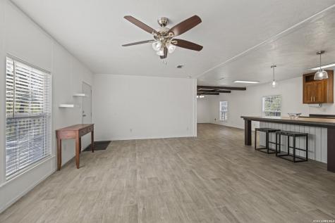 429 Spanish Oak Harper TX 78631
