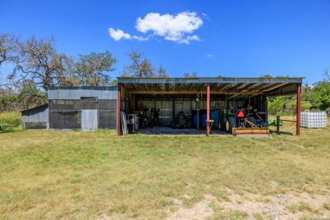 429 Spanish Oak Harper TX 78631