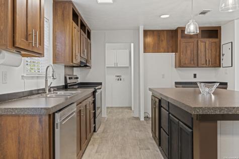 429 Spanish Oak Harper TX 78631