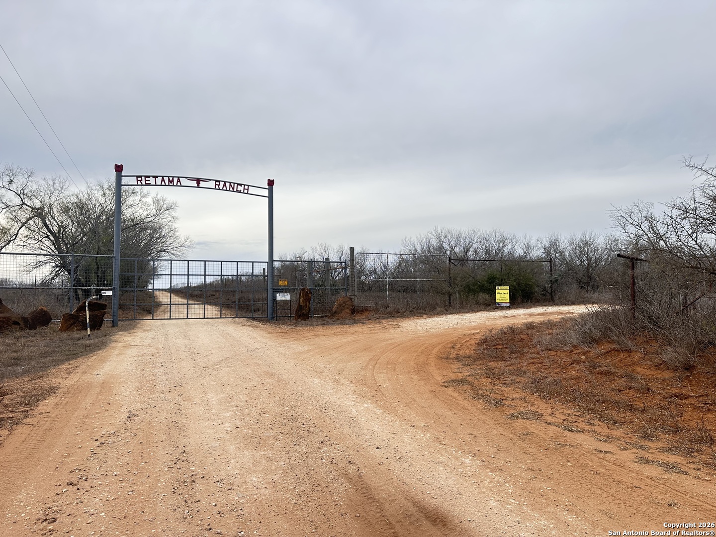 002 County Road 354 Charlotte TX 78011