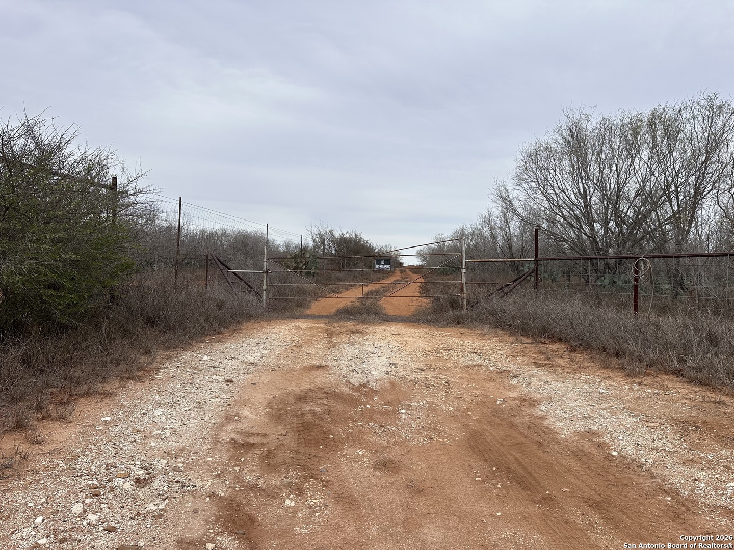 002 County Road 354 Charlotte TX 78011