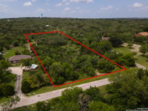 255 County Road 386 San Antonio TX 78253
