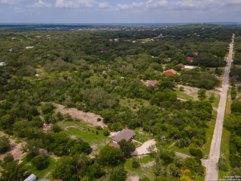 255 County Road 386 San Antonio TX 78253