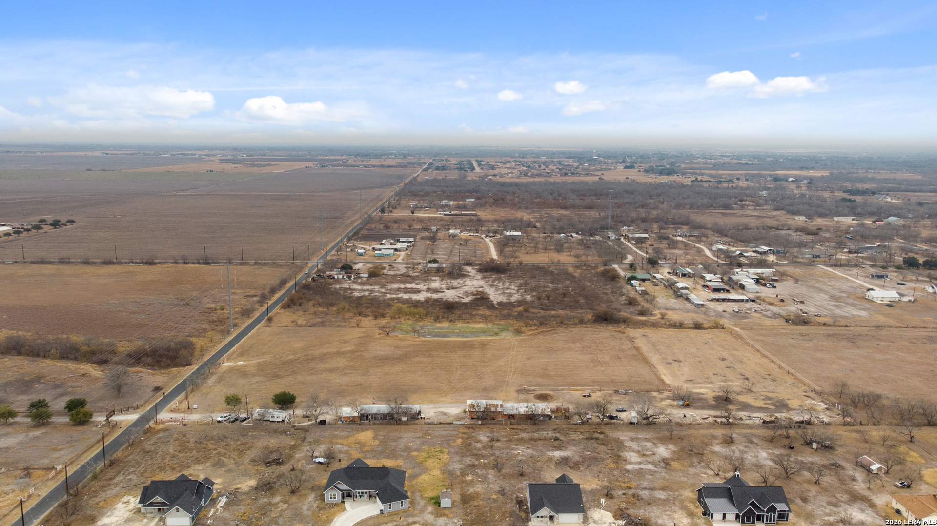 1140 County Road 6710 Natalia TX 78059