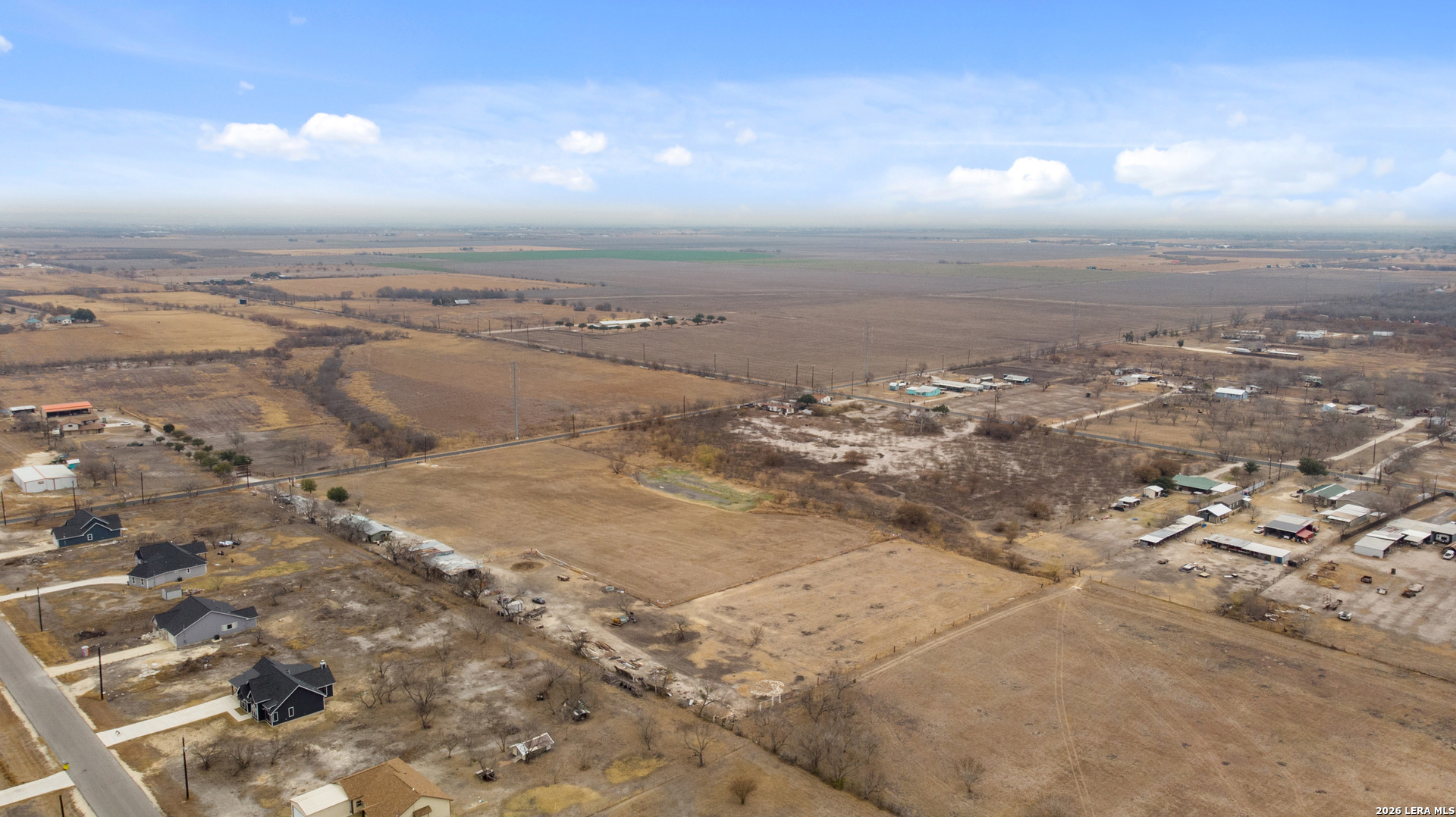1140 County Road 6710 Natalia TX 78059