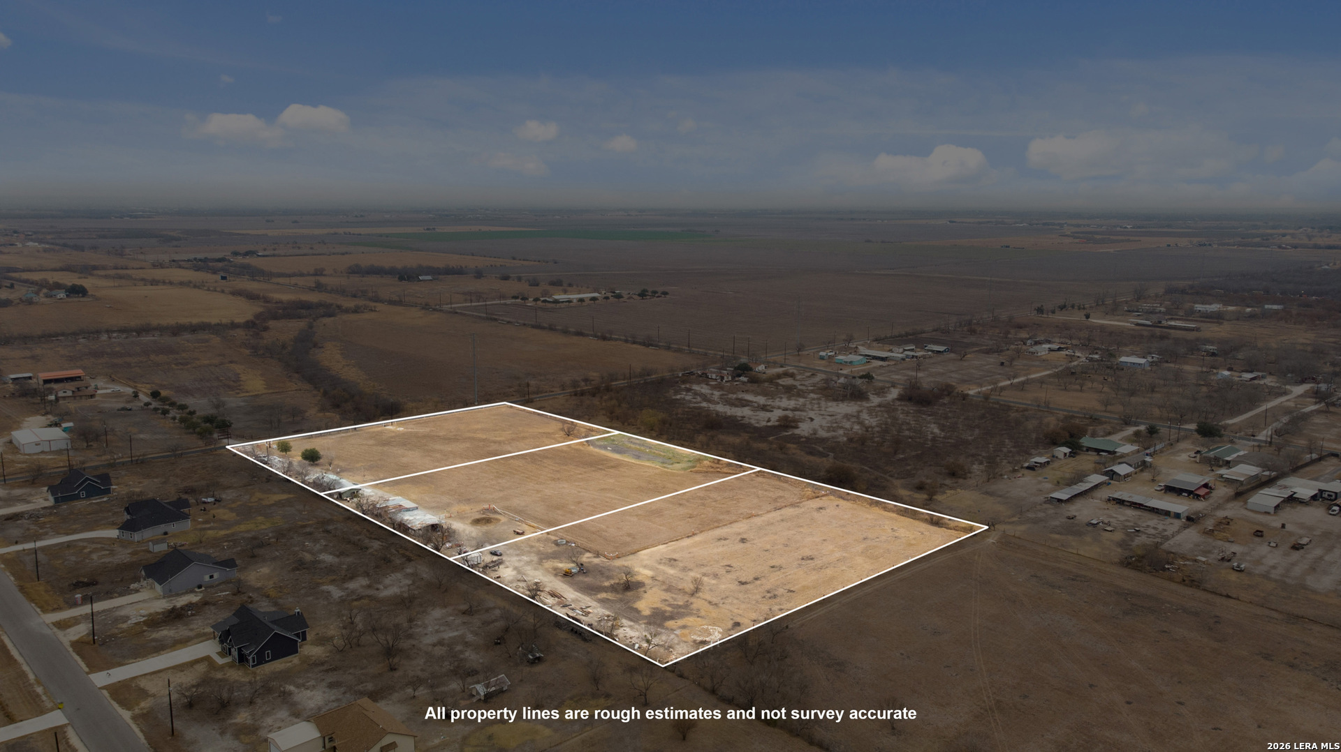 1140 County Road 6710 Natalia TX 78059
