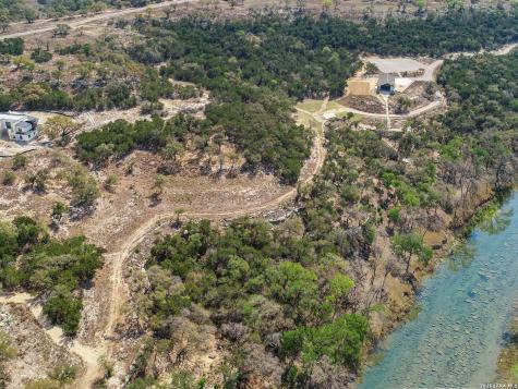 2042 Paradise Parkway Canyon Lake TX 78133